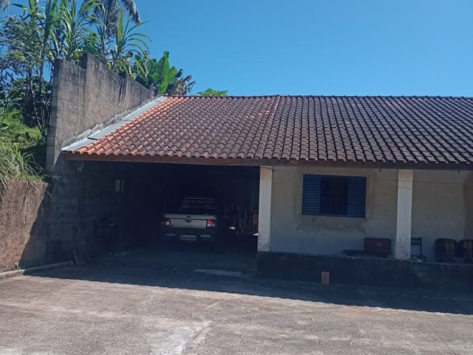 Vende-se chácara no bairro do Livramento