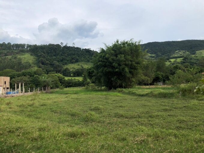 Vende-se chácara no oratório