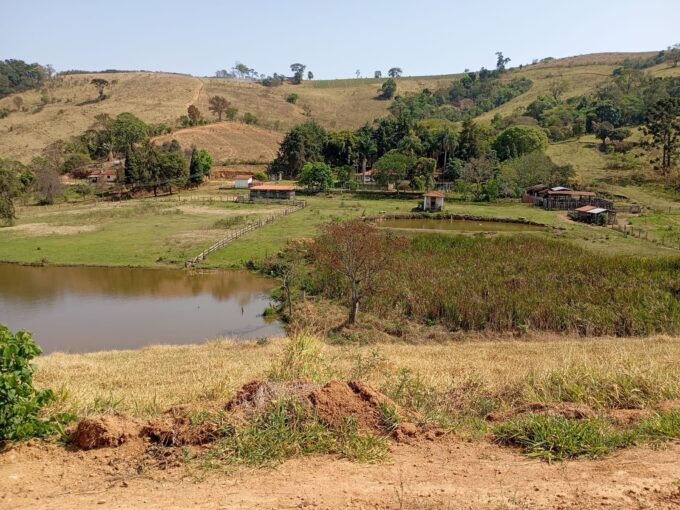 Vende-se sitio situado em Toledo minas gerais