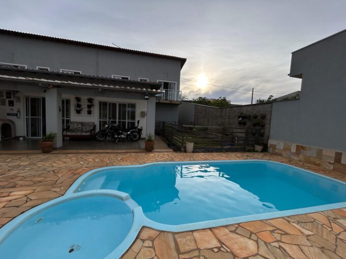 Vende-se casa situada no Loteamento São Miguel