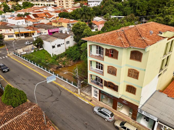 Vende-se Apartamento no centro – Rua do expresso
